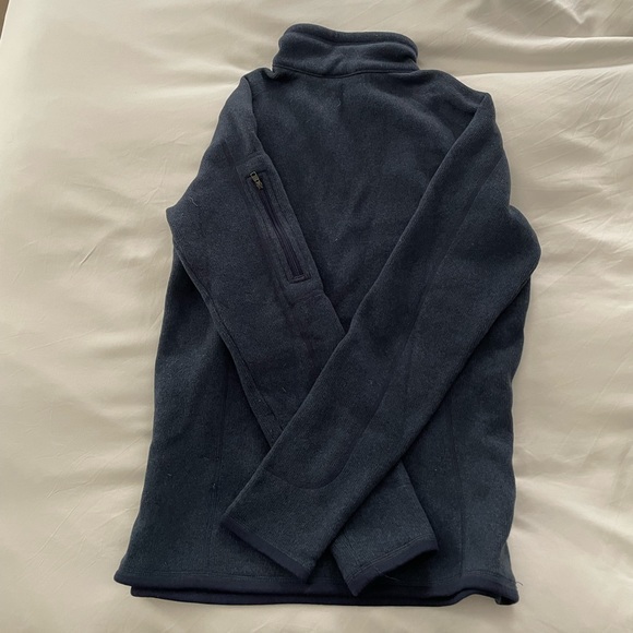 Patagonia half zip fleece - Picture 5 of 8